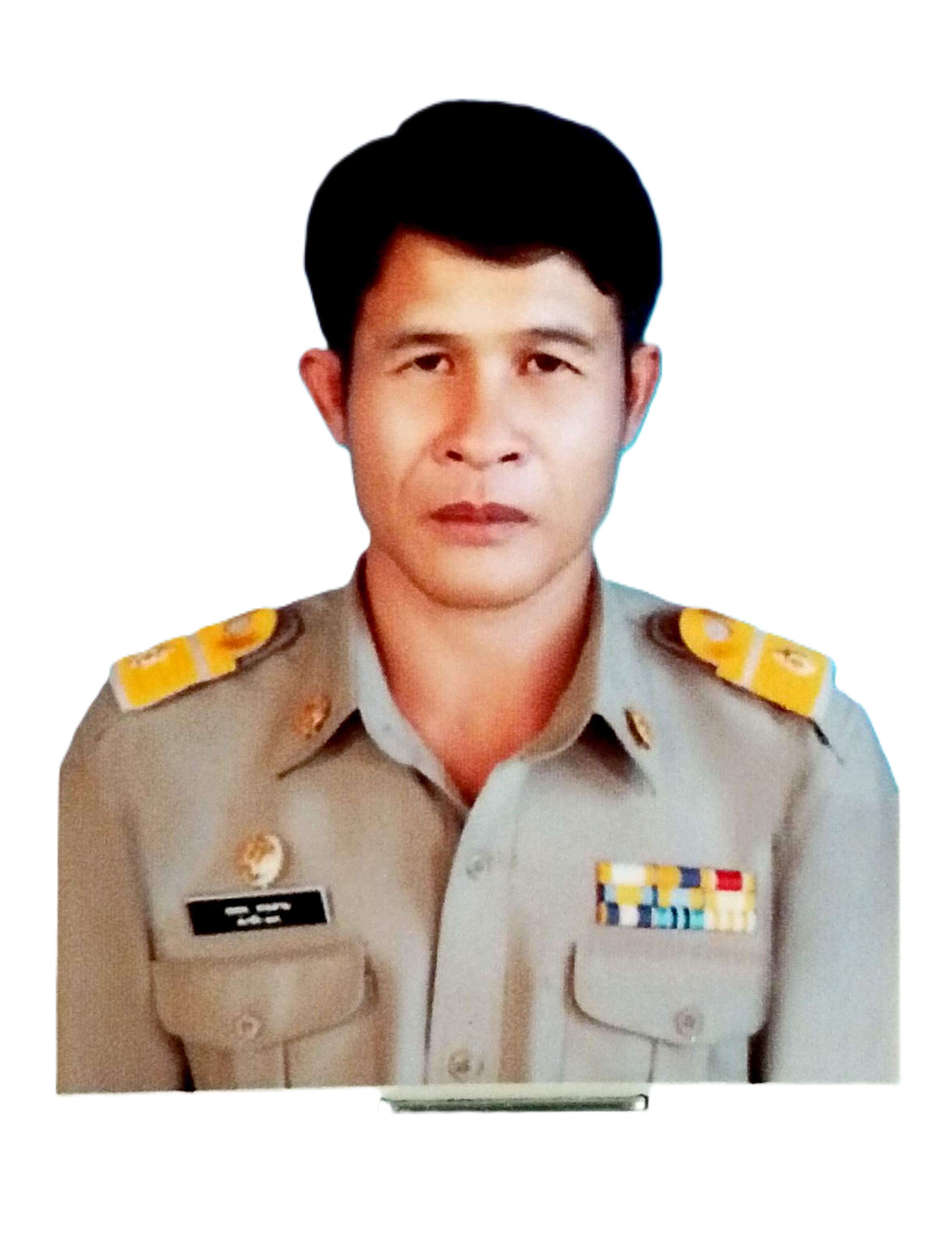 นายอลอน  พรมลาย